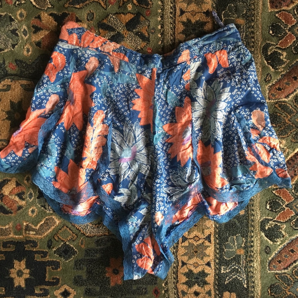 Pins and Needles shorts